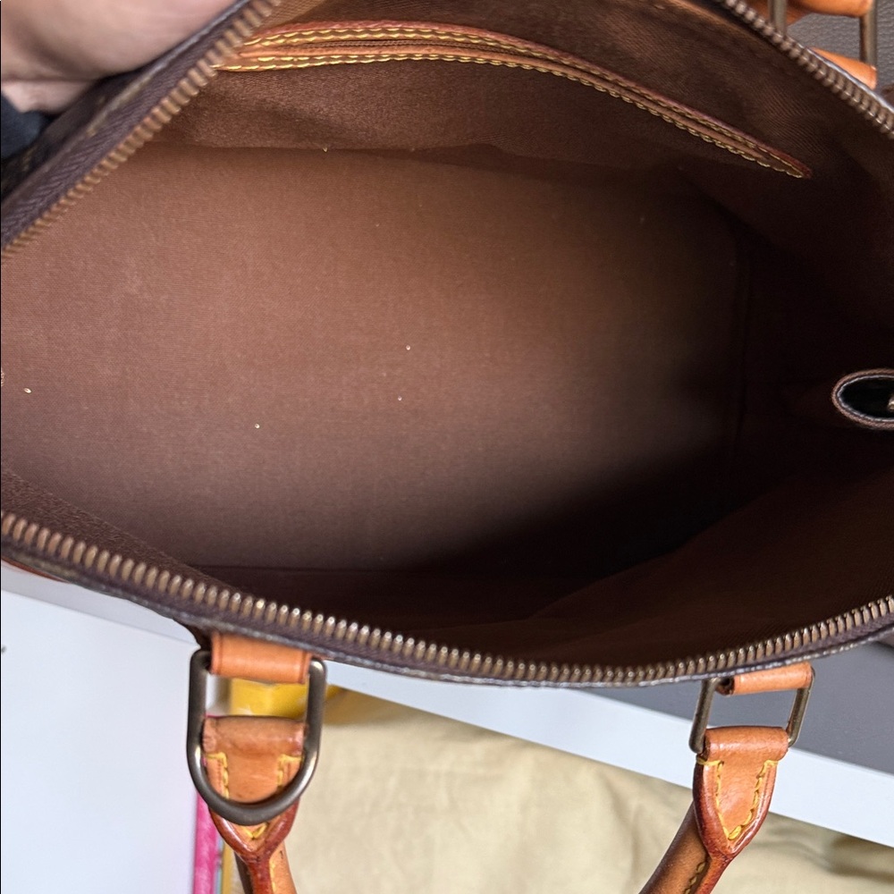 Louis Vuitton Brown Monogram Alma Handbag - Picture 4 of 5